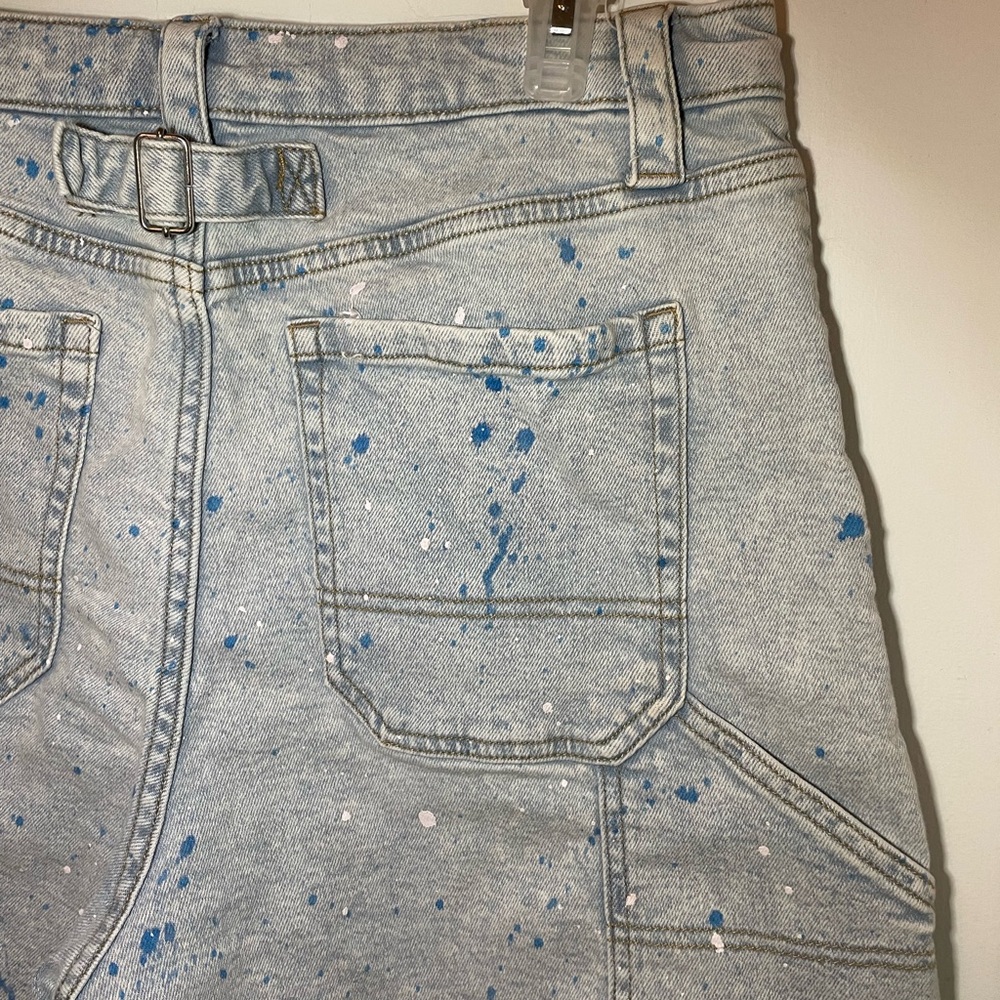 Paint Splatter Cut-Off Jean Shorts - Picture 8 of 10